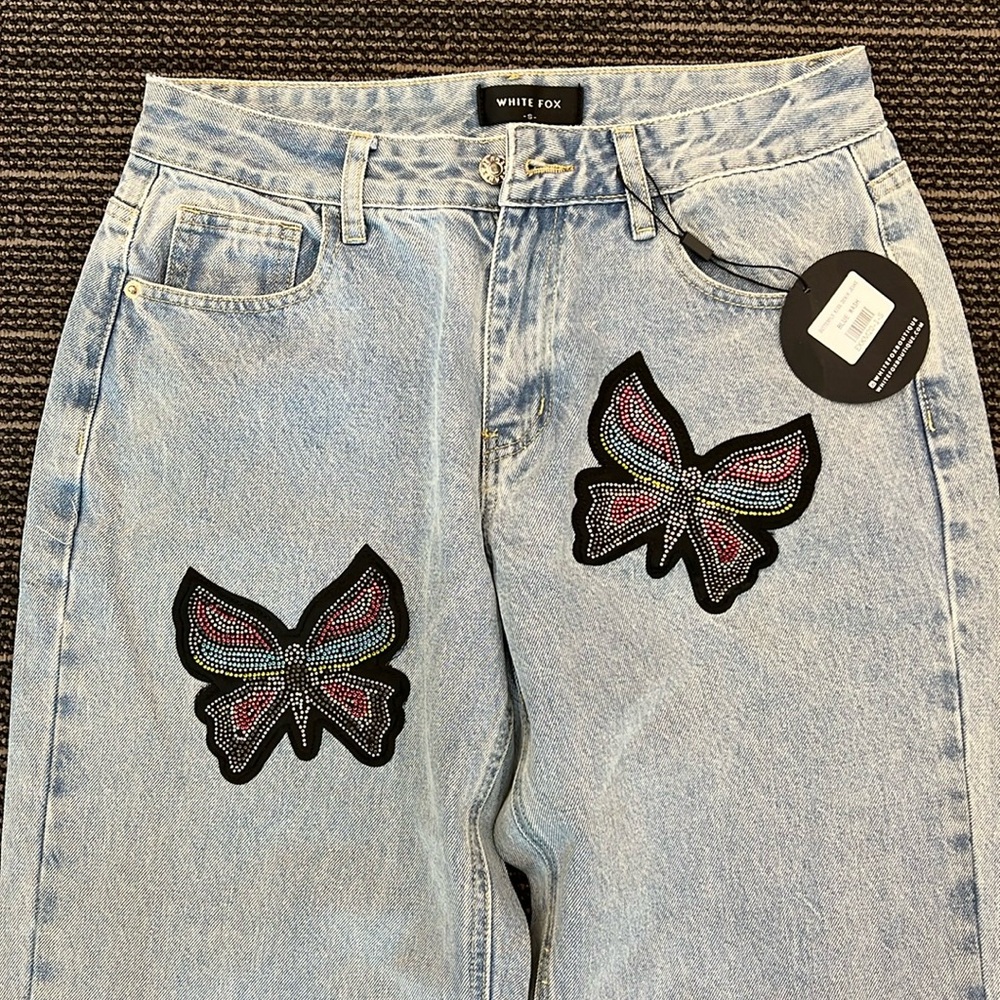BNWT White Butterfly Kiss Jeans Size S 2/$30
FINAL WEEK FIR THIS ITEM